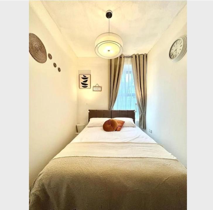 Skyline King Suites 202 Суонзи Екстериор снимка